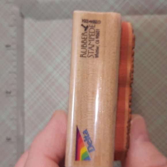 Hogs and Kisses Rubber Stamp - Picture 4 of 4